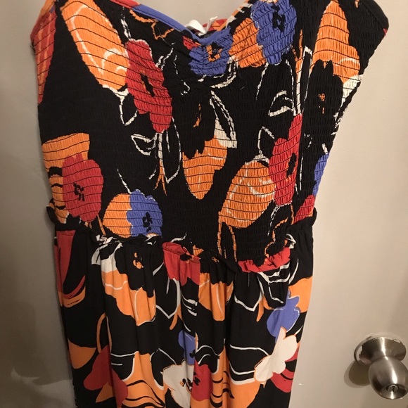 Jumpsuit - Picture 4 of 5